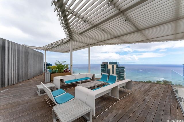 1001 Queen Street 1602, Honolulu, HI 96814
