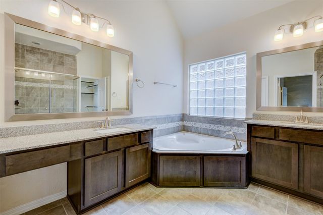 10804 Kyler Oaks Place, Houston, TX 77043