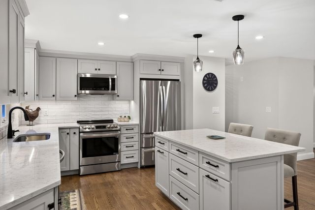 90 Lady Slipper Drive, Dennis, MA 02638