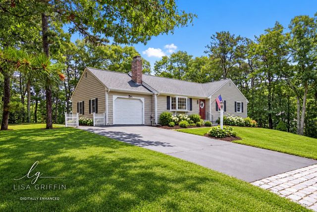 90 Lady Slipper Drive, Dennis, MA 02638