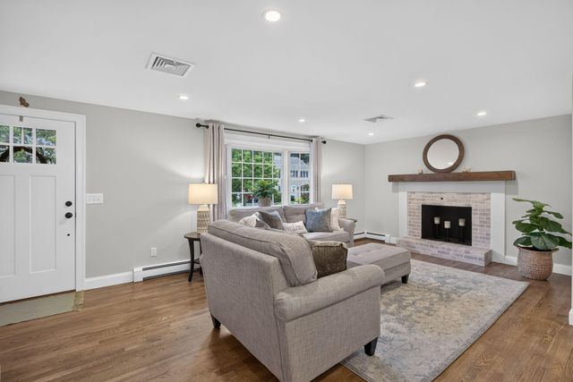 90 Lady Slipper Drive, Dennis, MA 02638