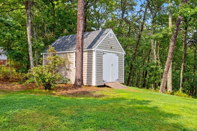 90 Lady Slipper Drive, Dennis, MA 02638