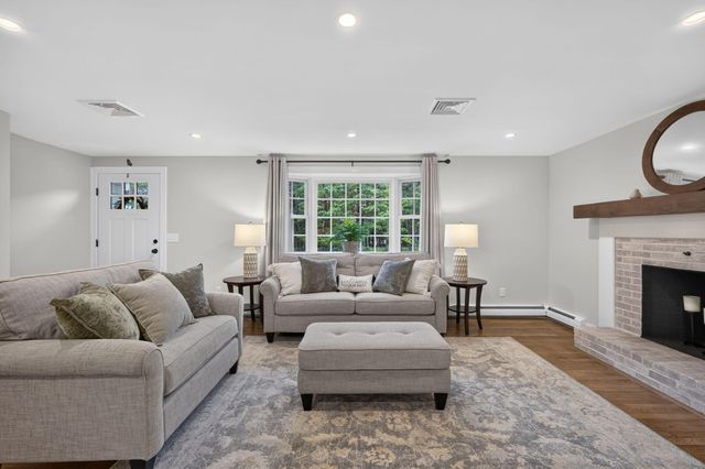 90 Lady Slipper Drive, Dennis, MA 02638