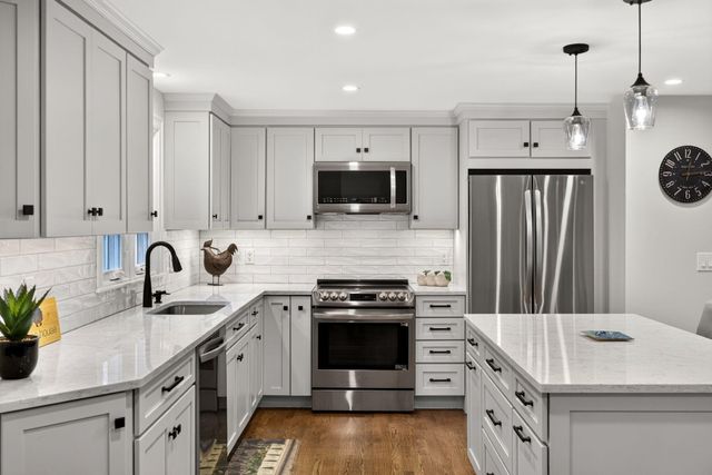 90 Lady Slipper Drive, Dennis, MA 02638