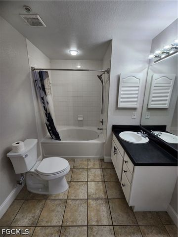 7935 Preserve CIR 434, Naples, FL 34119