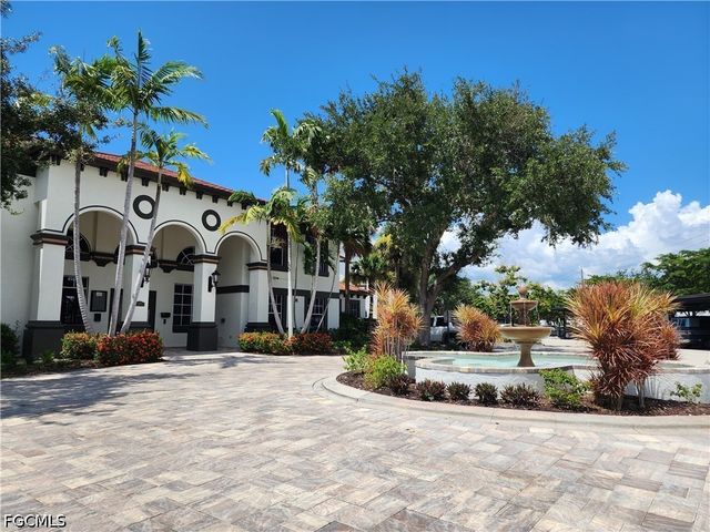 7935 Preserve CIR 434, Naples, FL 34119
