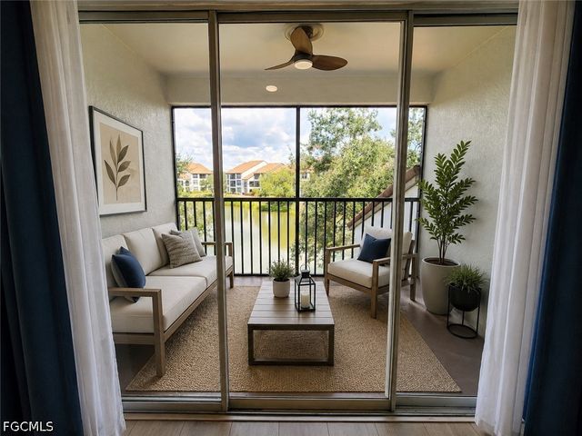 7935 Preserve CIR 434, Naples, FL 34119