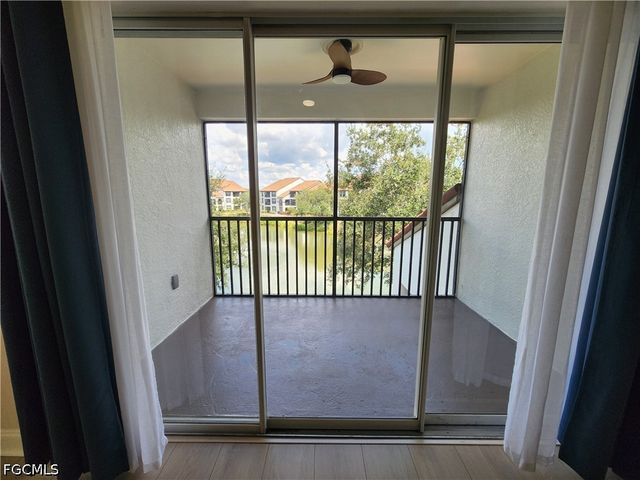7935 Preserve CIR 434, Naples, FL 34119