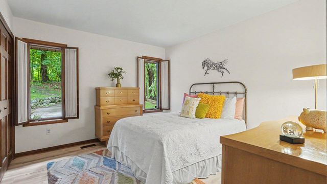 5595 Mountain Road, Genoa Twp, MI 48116