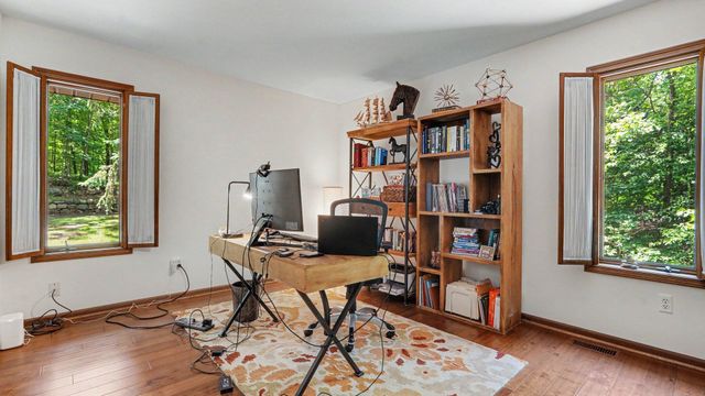 5595 Mountain Road, Genoa Twp, MI 48116