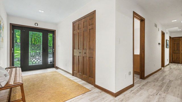 5595 Mountain Road, Genoa Twp, MI 48116
