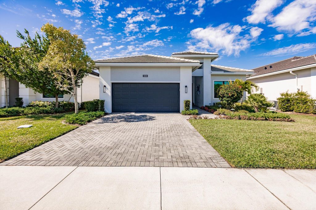 5559 Captiva Lane, Westlake, FL 33470
