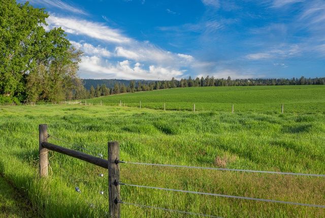 9504 S Baltimore Rd, Spokane, WA 99223