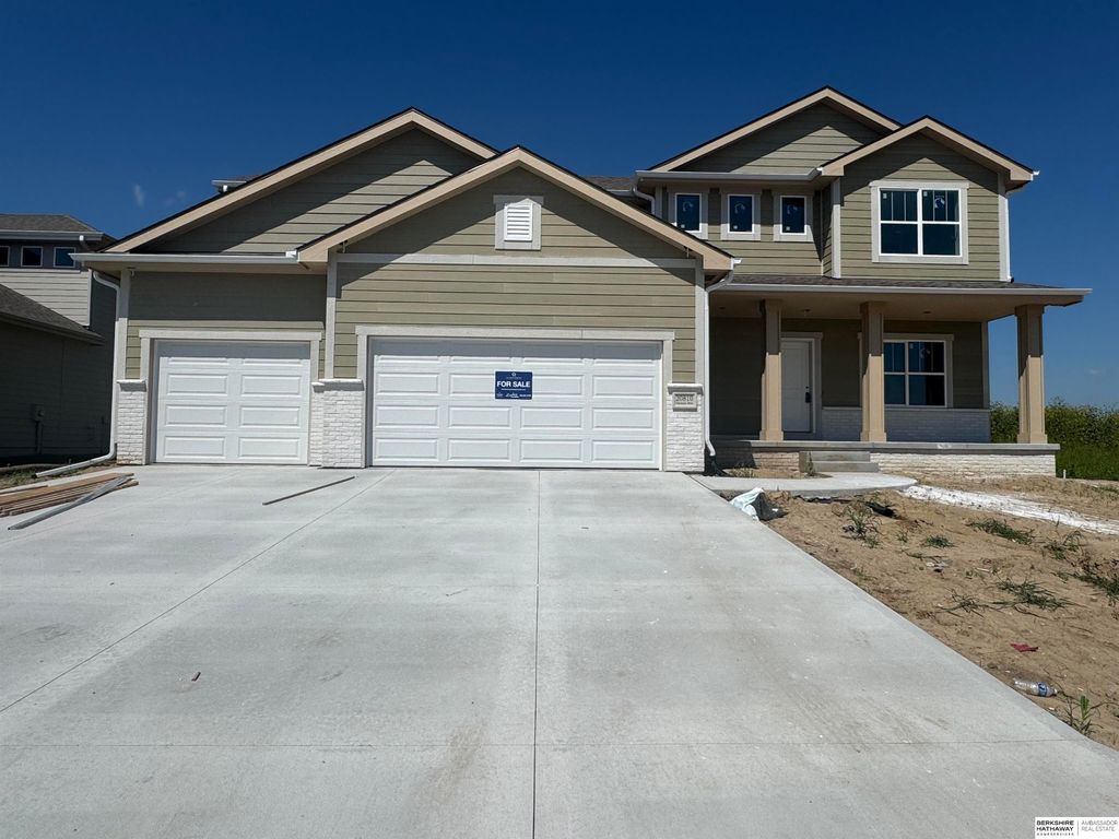 20810 Vernon Avenue, Elkhorn, NE 68022