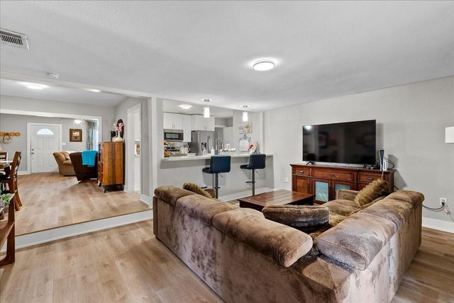 1702 Alabama Street, Baytown, TX 77520