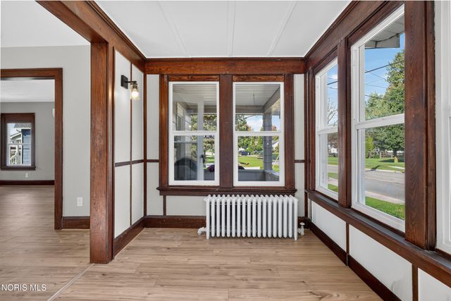 147 Eagle Point Road, Rossford, OH 43460