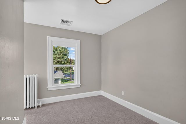 147 Eagle Point Road, Rossford, OH 43460