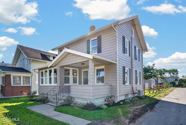 147 Eagle Point Road, Rossford, OH 43460