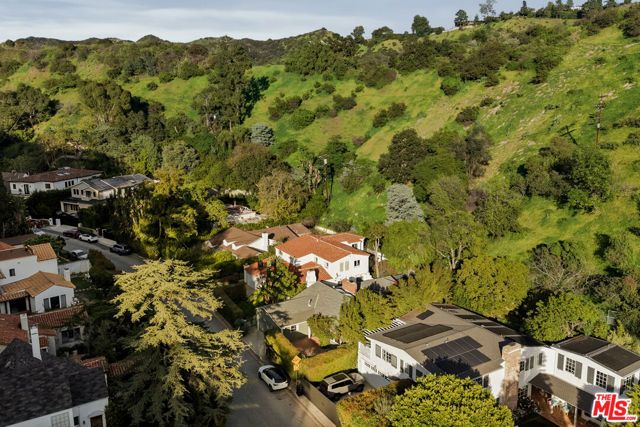 1518 N Beverly Drive, Beverly Hills, CA 90210