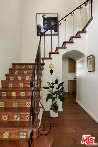 1518 N Beverly Drive, Beverly Hills, CA 90210