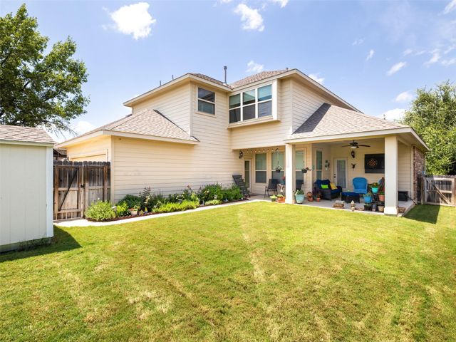 201 Sycamore ST, Georgetown, TX 78633
