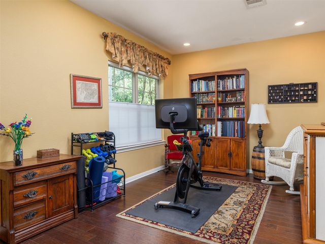 201 Sycamore ST, Georgetown, TX 78633