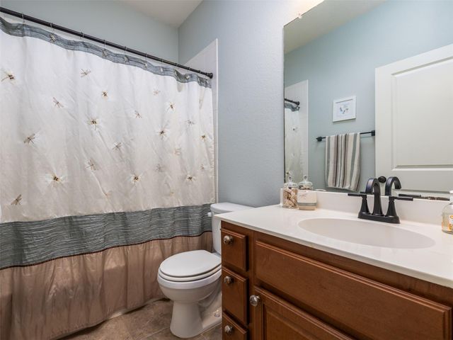 201 Sycamore ST, Georgetown, TX 78633