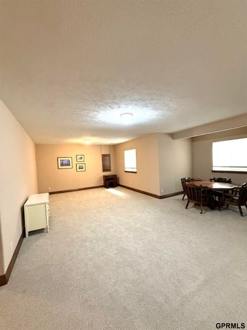 18419 Izard Circle, Elkhorn, NE 68022