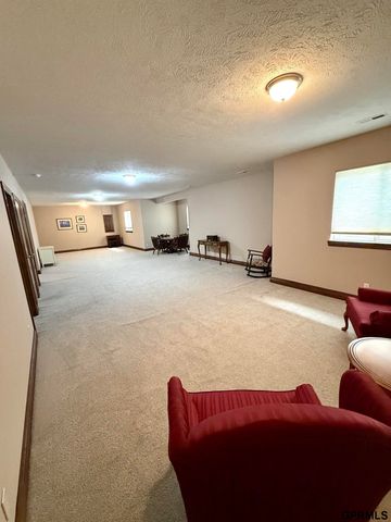 18419 Izard Circle, Elkhorn, NE 68022