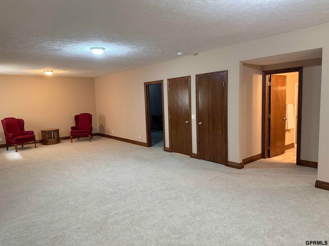 18419 Izard Circle, Elkhorn, NE 68022