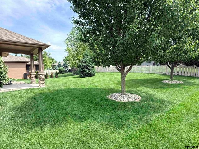 18419 Izard Circle, Elkhorn, NE 68022