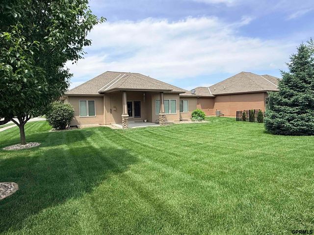 18419 Izard Circle, Elkhorn, NE 68022