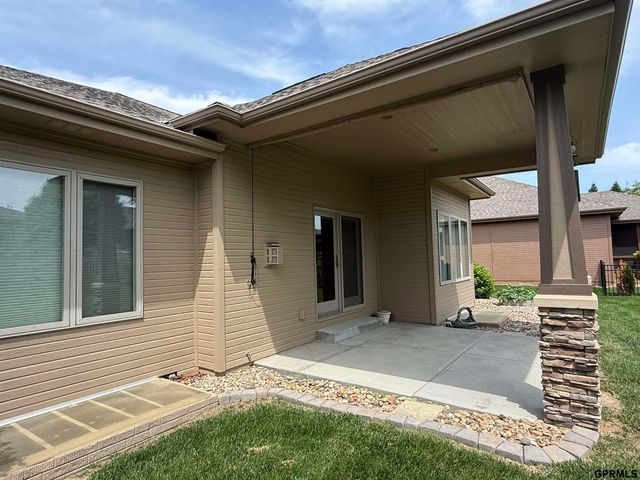 18419 Izard Circle, Elkhorn, NE 68022