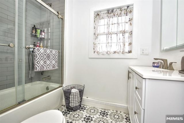 89 Forest Place, Rochelle Park, NJ 07662