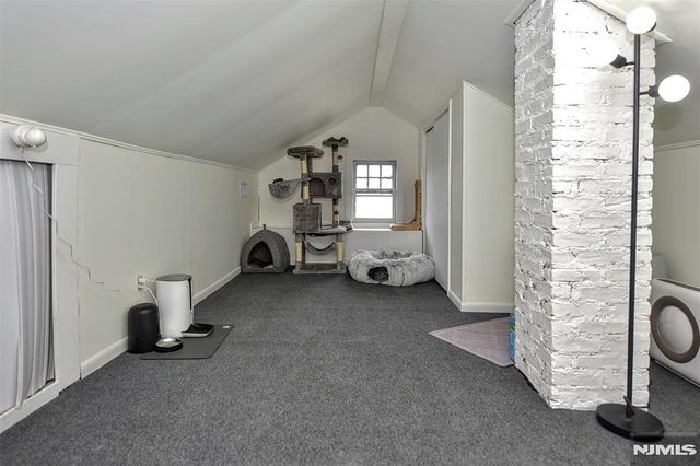 89 Forest Place, Rochelle Park, NJ 07662