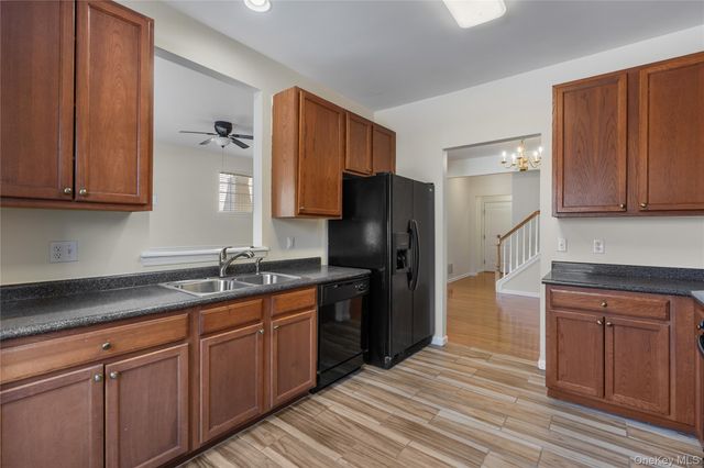 49 Woodside Knolls Drive, Middletown, NY 10940