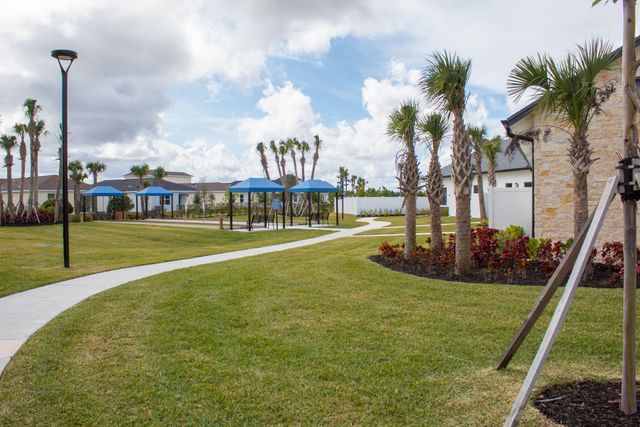 2322 NW Antarus Dr Drive NW, Palm Bay, FL 32907