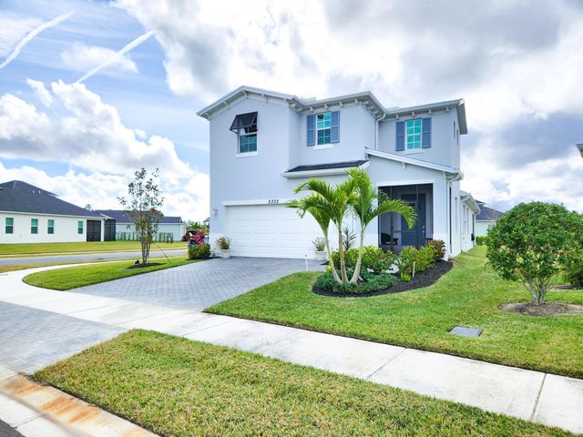 2322 NW Antarus Dr Drive NW, Palm Bay, FL 32907