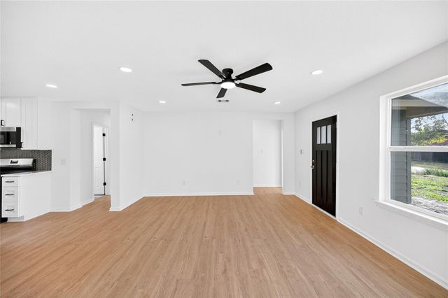 7422 Wiley Road, Houston, TX 77016