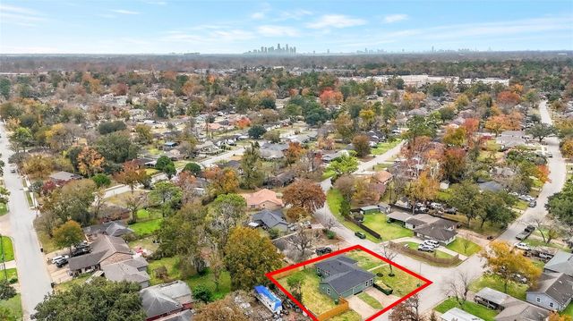 7422 Wiley Road, Houston, TX 77016