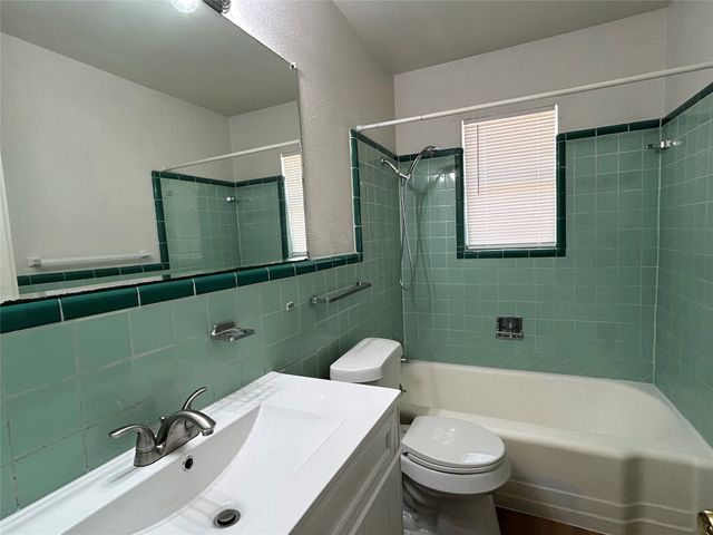 4712 Mark Trail Way, Dallas, TX 75232