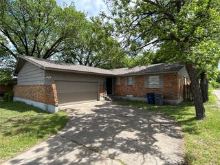 4712 Mark Trail Way, Dallas, TX 75232