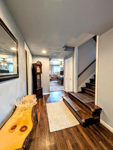 1407 S KERNAN AVENUE, Appleton, WI 54915