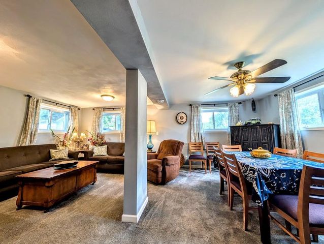 1407 S KERNAN AVENUE, Appleton, WI 54915