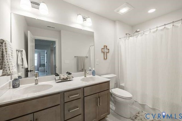 117 Axton Ln, Ashland, VA 23005