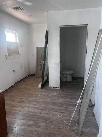 2221 N Lottie Avenue, Oklahoma City, OK 73111