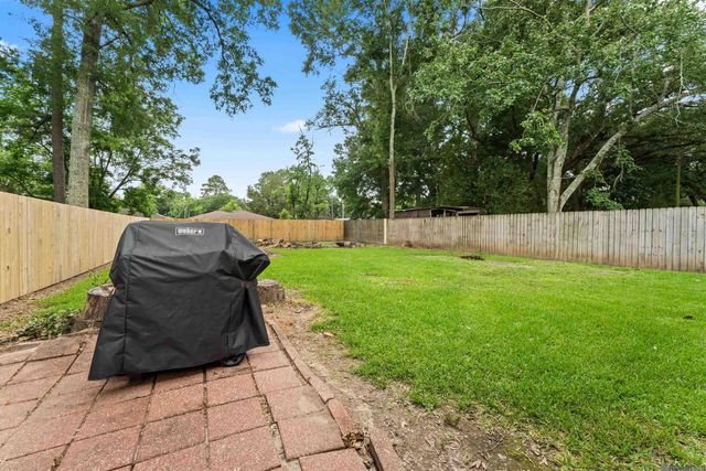 4124 Bennett St, Zachary, LA 70791