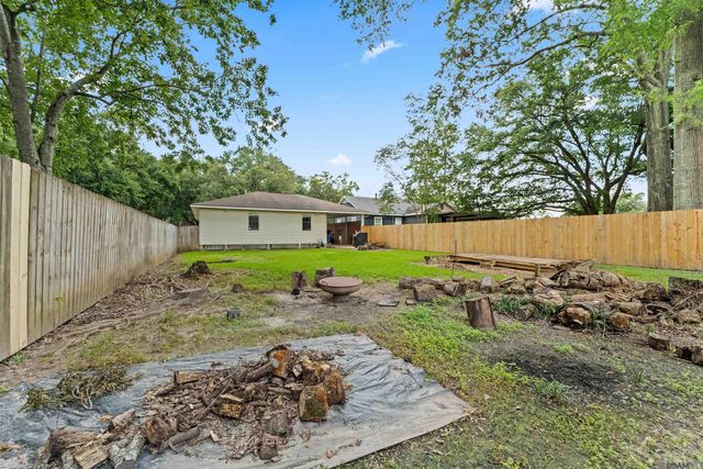 4124 Bennett St, Zachary, LA 70791