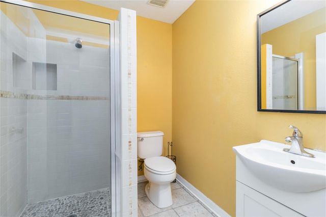 642 N JEFFERSON AVENUE 13, Sarasota, FL 34237