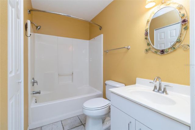 642 N JEFFERSON AVENUE 13, Sarasota, FL 34237